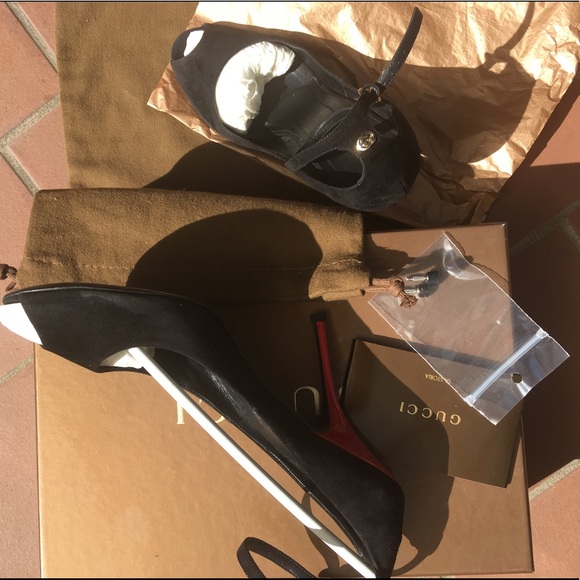 Gucci Suede Peep toe sandals - Picture 8 of 8